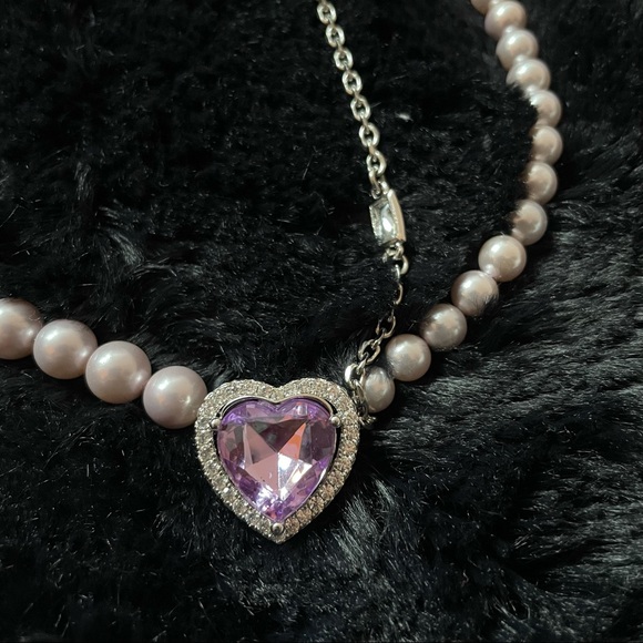 Purple pearl rhinestone heart necklace - Picture 3 of 4